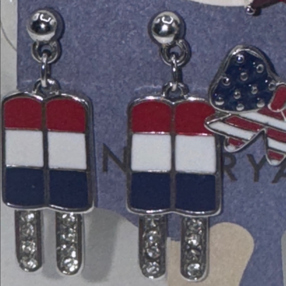 Laney Bryant earrings in red white & blue peace sign bows popsicle stars 5 pairs - Picture 5 of 6